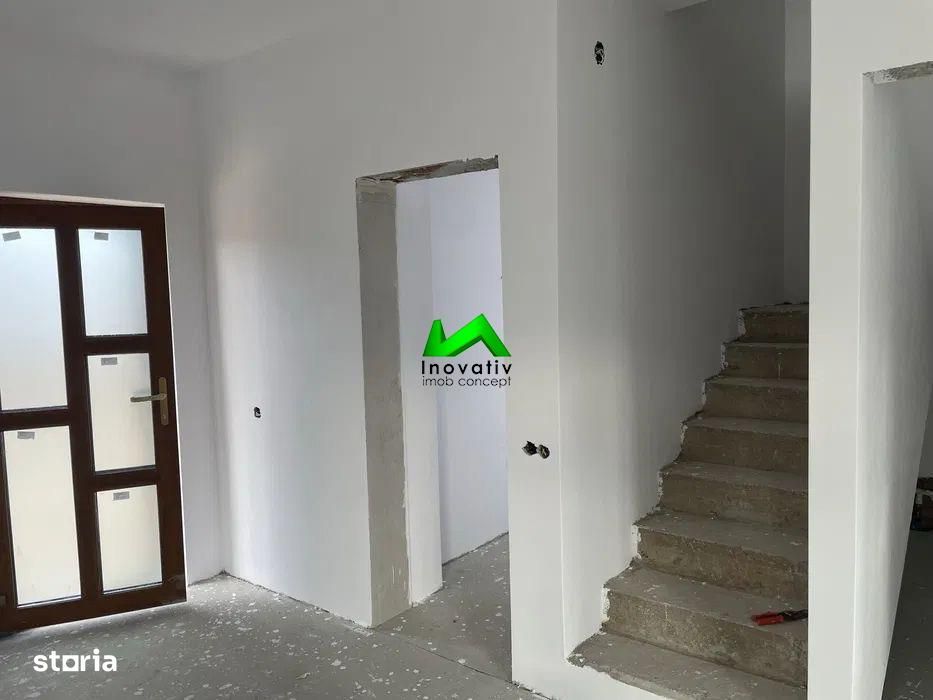 Casa duplex de vanzare 4 camere Sibiu Cisnadie