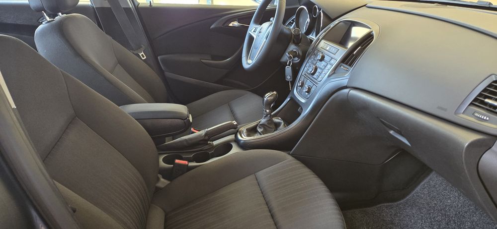 Primul proprietar RO.