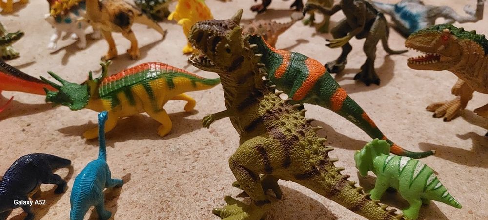 Динозавры фигурки