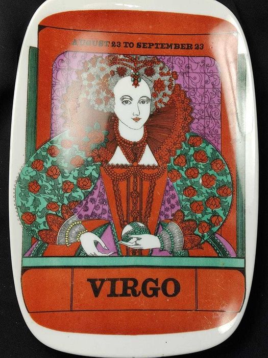 Тарелка ЛИДИЯ Отличный подарок Лидиям на Новый Год