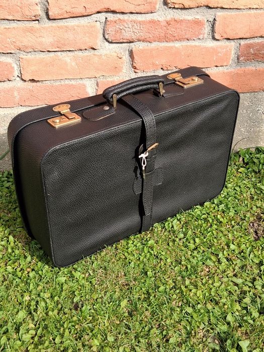 Vand valiza din piele