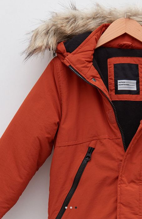 Зимняя куртка для мальчика 9-10