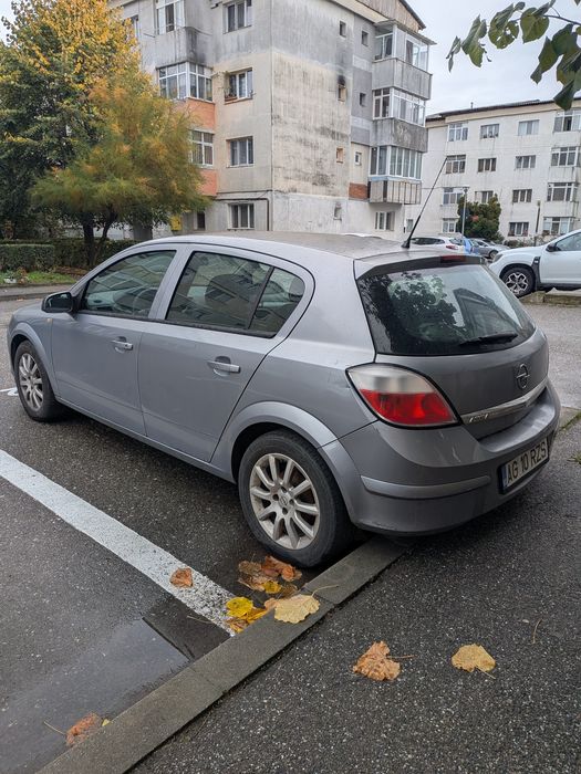 OPEL Astra 2004 — imagine 1