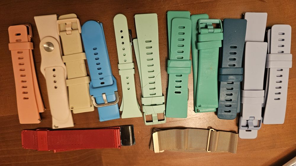 Каишки за Fitbit Versa 2