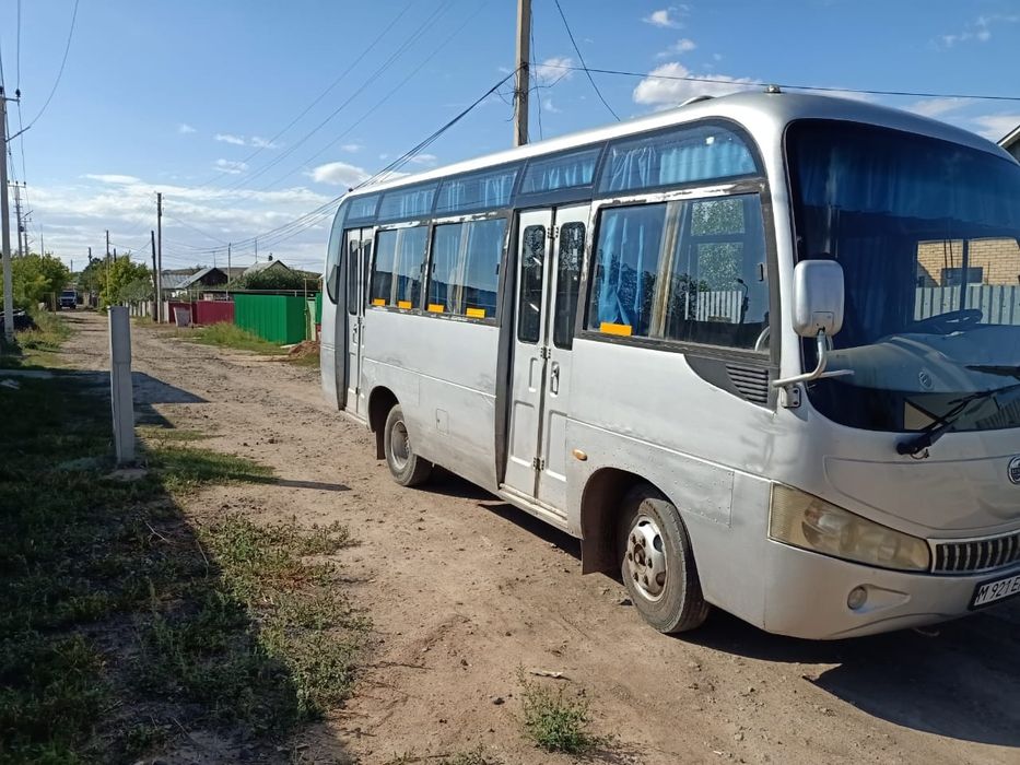 Продам автобус в.
