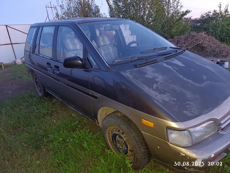 Ниссан Прерия 94г.