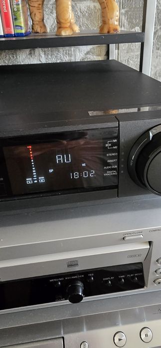 VHS  panasonic -nv F-75