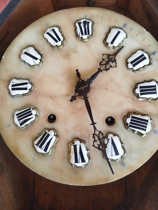 Антикварен Френски часовник с инкрустация от седеф