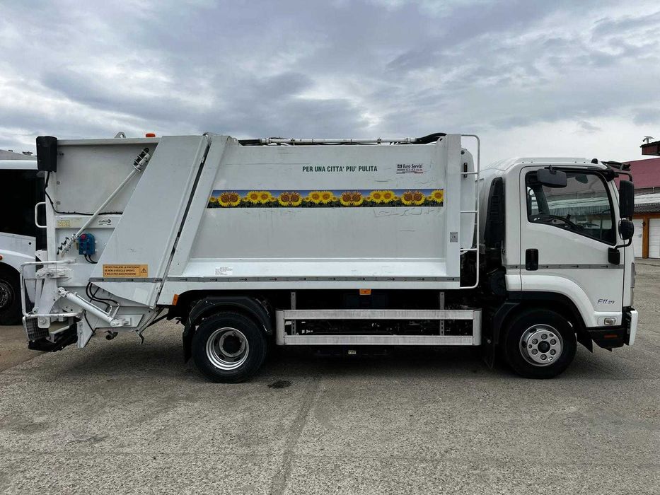 Isuzu F11 EURO6 Autogunoiera Gunoiera Masina de Gunoi Autocompactoare Vanzare / Chirie