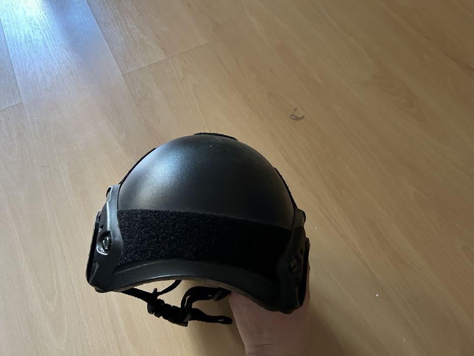 Каска за еърсофт