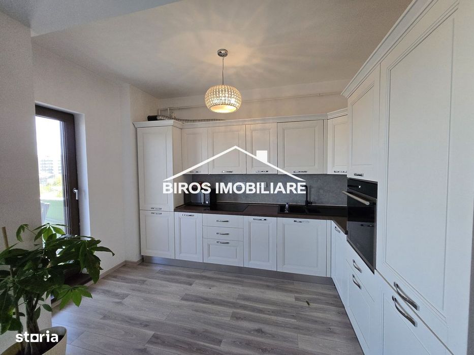 3 camere lux Bujorului