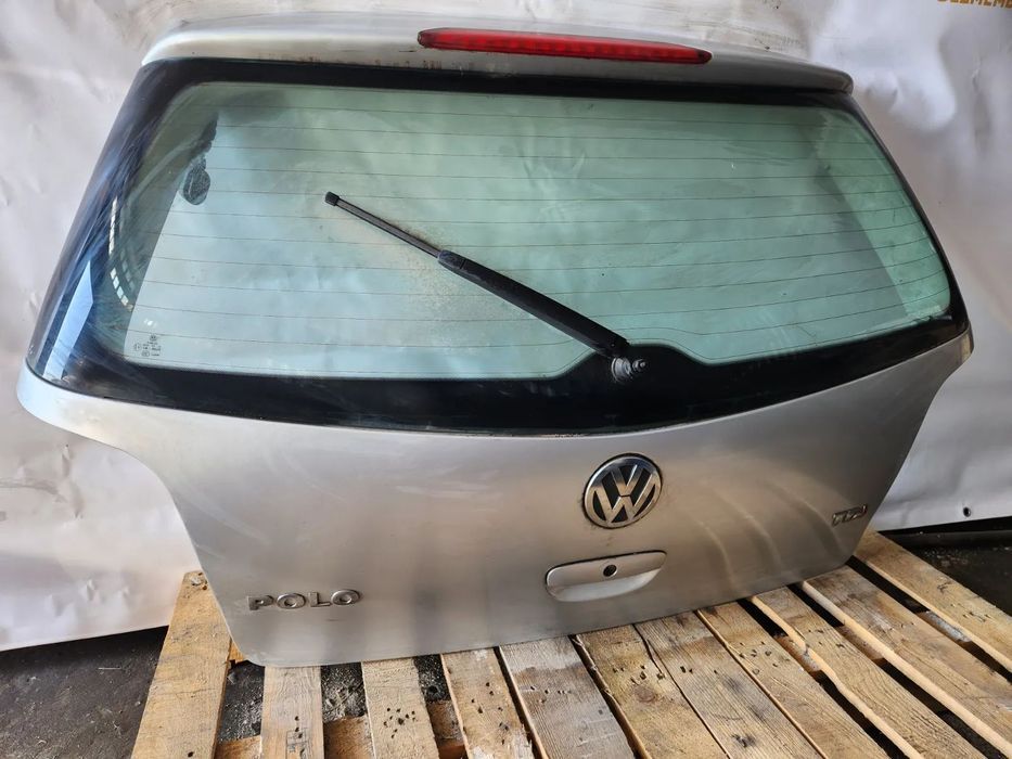 Haion Hayon Cu Luneta Vw Polo 9N An 2002-2003-2004-2005-2006-2007-2008 - Dezmembrari Arad