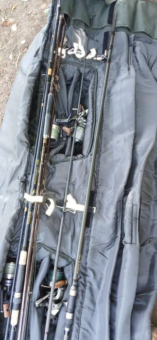 Vând lansete cu mulineta Daiwa Tournament-S 5000T/ clasice pe dimensiuni diferite