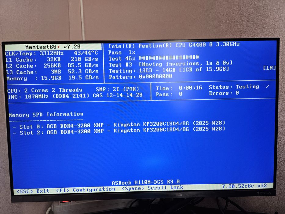 Kit RAM 2x 8GB DDR4 3200Mhz Kingston FURY RGB