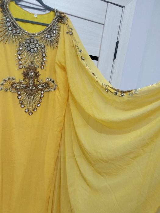 Продам платье Абайку