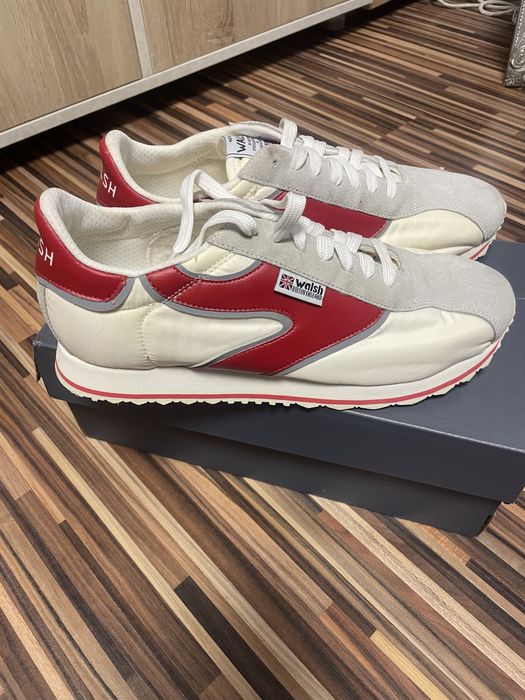 Adidasi Norman Walsh Bolton England Sneakers