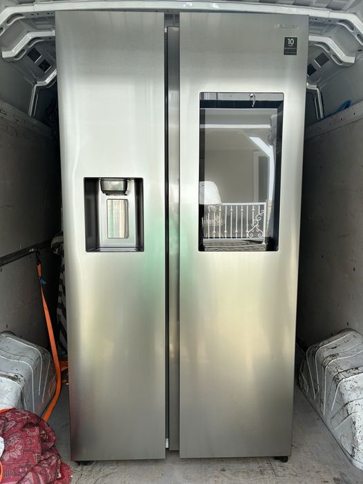 Frigider Samsung Family Hub