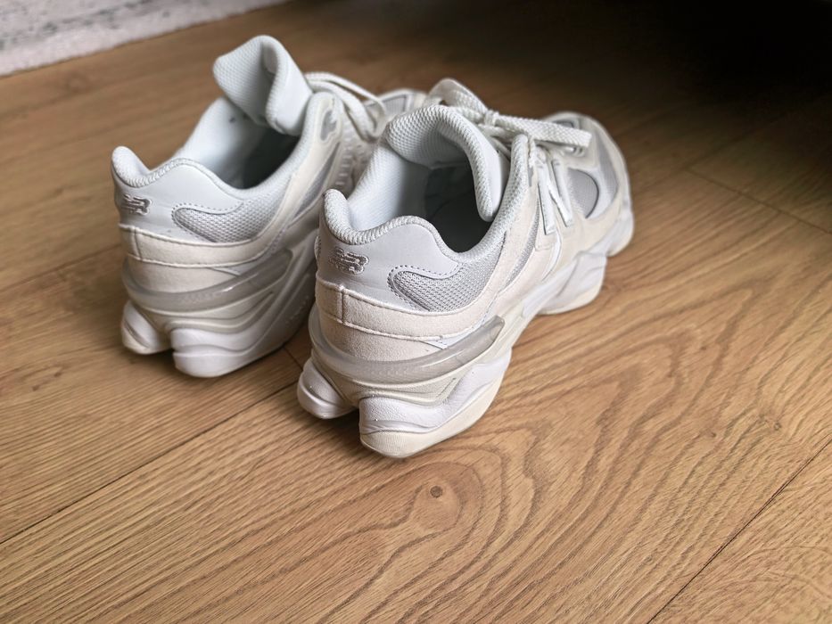 Дамски маратонки New Balance 9060