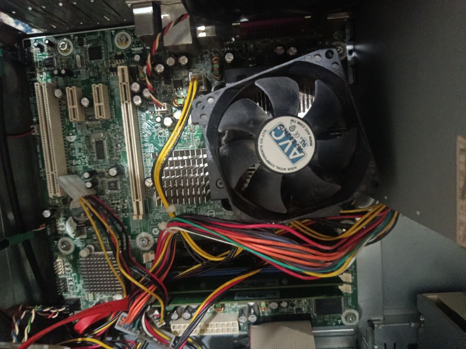 Arzon narxda ishonchli kompyuter HP KELISHAMIZ HAMMA narsasi ishledi