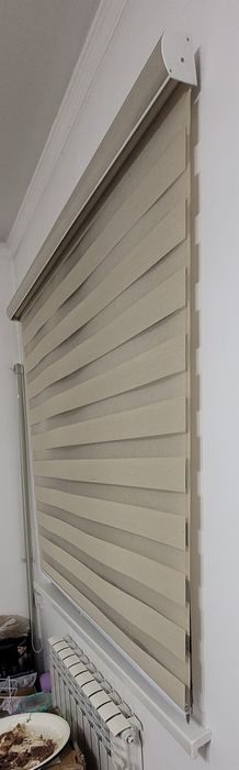 Срочно. Продам срочно ролл шторы.