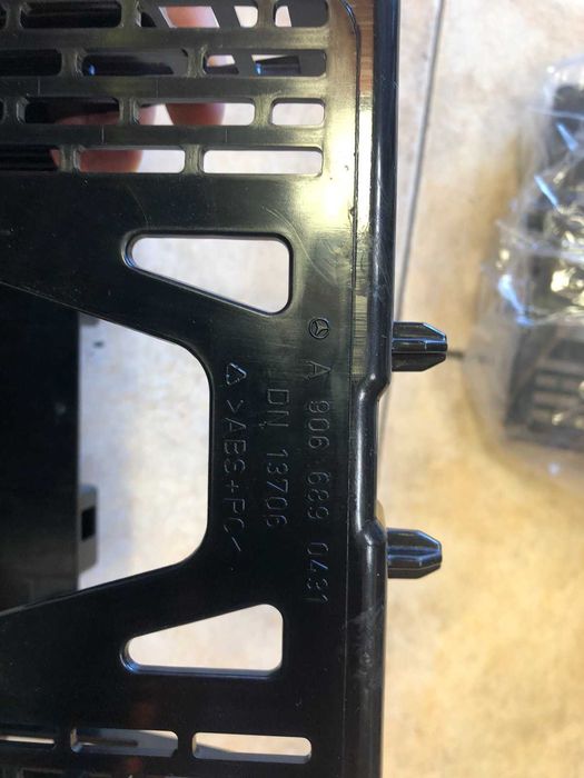 Mercedes Sprinter W906 / VW Crafter 2006-2016 - 2DIN основа