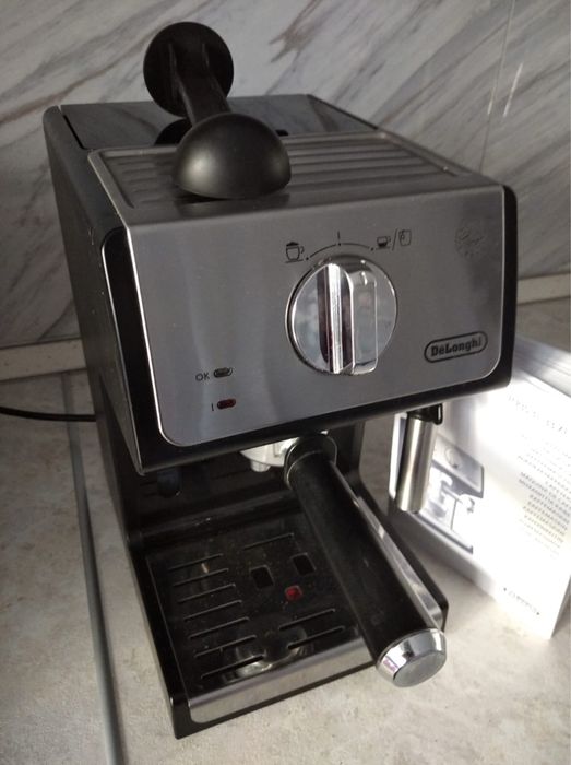 Кофеварка Delonghi