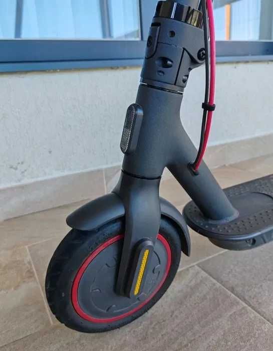 Xiaomi Mi Electric Scooter Pro 2 - Stare Perfecta De Functionare