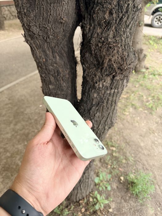 iPhone 12/64Gb - В идеальном состоянии