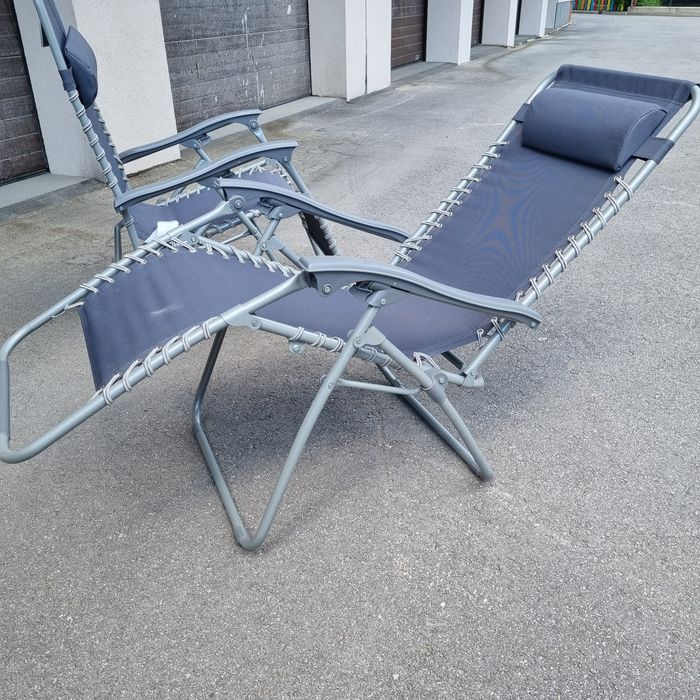 Шезлонг  и хоризонтален градински стол разтегаем плажен шезлонг