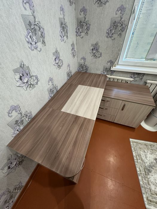 Рабочий стол/офисный стол