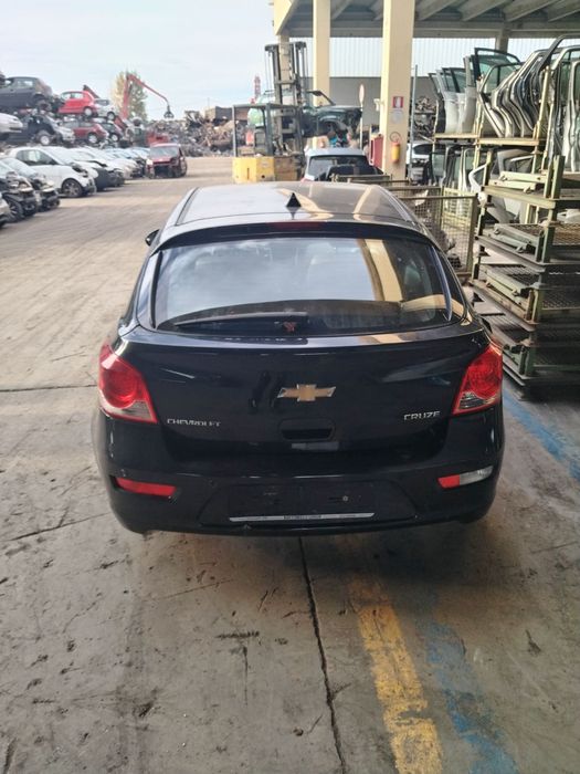 Chevrolet Cruize 1.6 i/Шевролет Круз