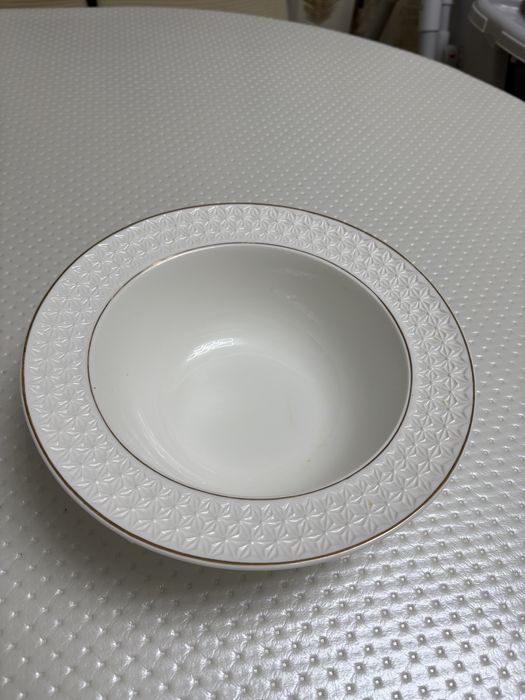 Продам тарелки Викалина