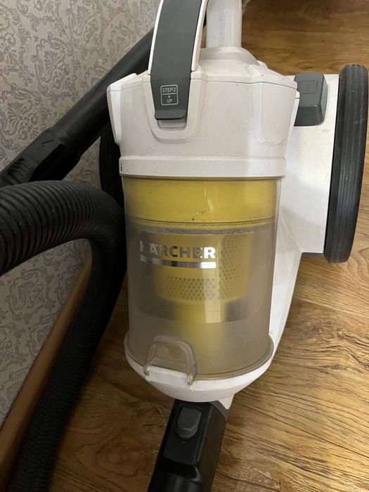 Пылесос фирмы karcher