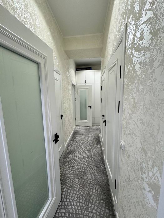 SOTILADI! Chilonzor Novza metro yonida 2xonali kvartira !!!