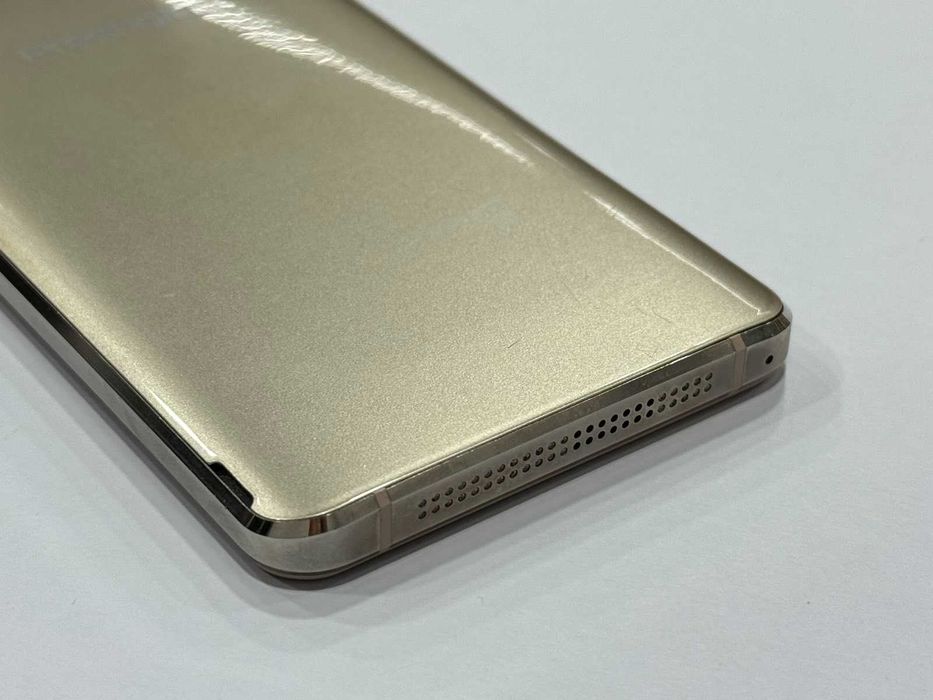 Телефон - Prestigio Muze D5