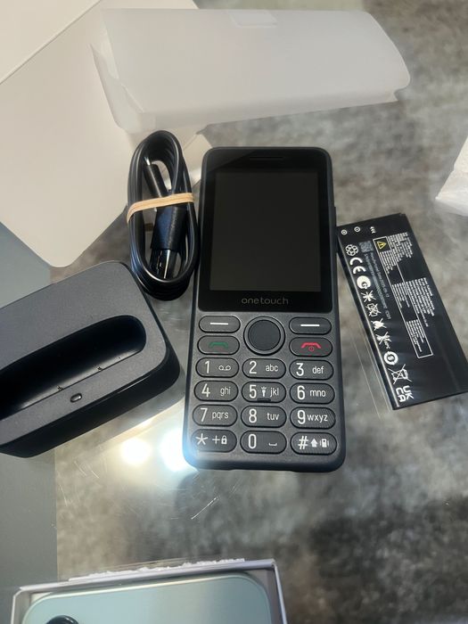 Телефон Samsung 16A чисто нов