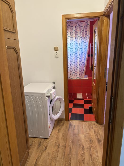 Inchiriez apartament cu 2 camere
