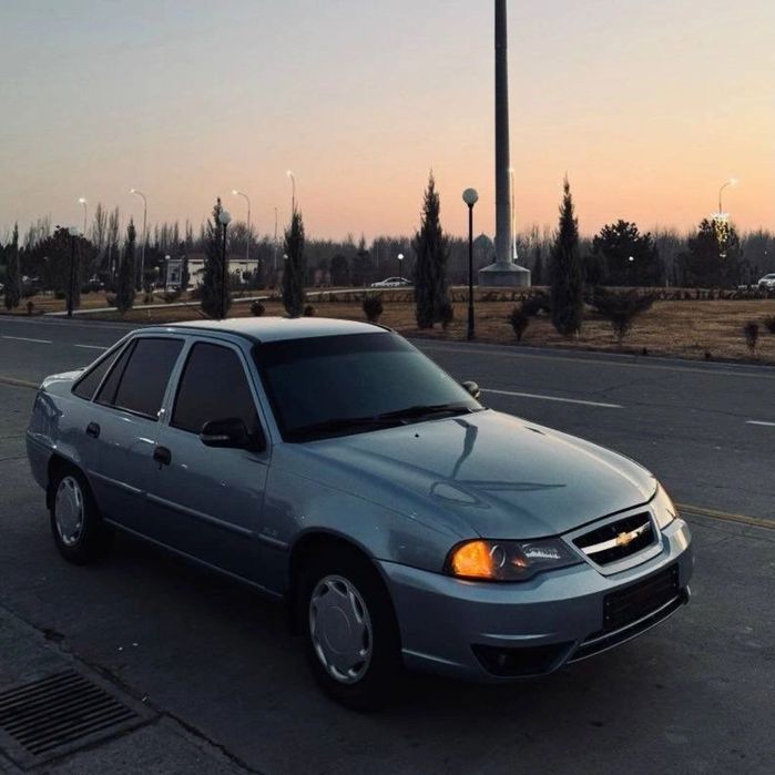 Нексия сонс гибрид  1.5.   люкс кондиционер 2015/2016