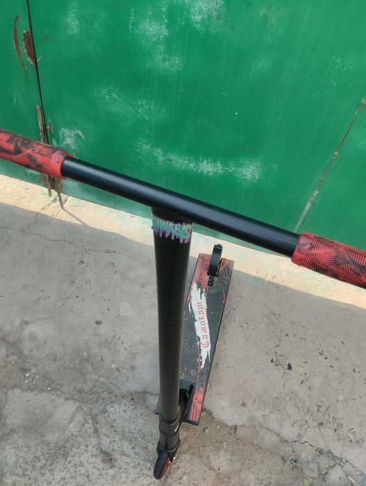 Самокат трюковой