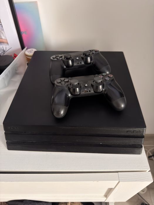 Playstation 4 PRO 1TB