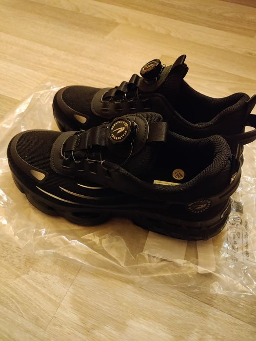 Adidasi casual si de munca cu bombeu metalic inchidere BOA