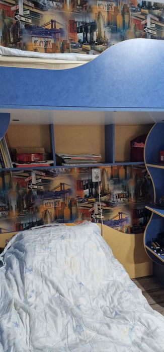 Гарнитур для детской комнаты