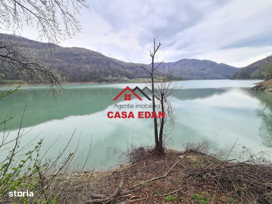 Teren intravilan in Valea Doftanei - Parajul Paltinu--1000 mp--120e