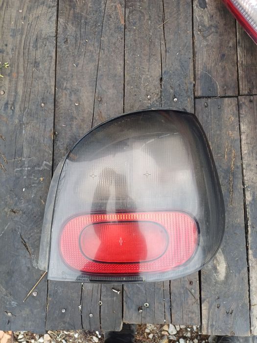 Десен стоп за рено сценик 1999 година