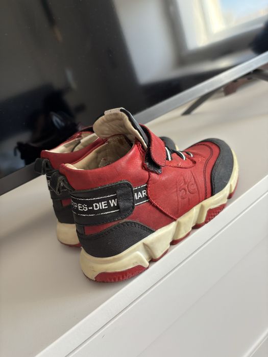 Продам ботинки осень весна