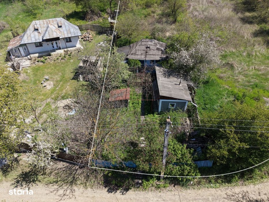 Teren de vanzare + casa in Gorghesti, Bacau – 7.391 mp, zona linisti
