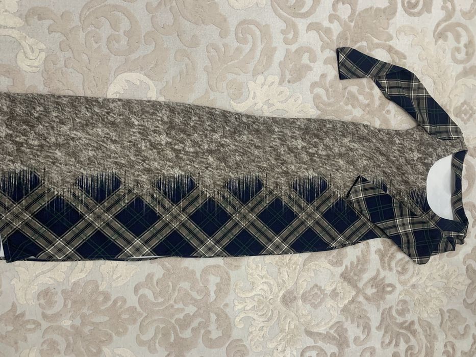 Продам платье новое (размер 42)