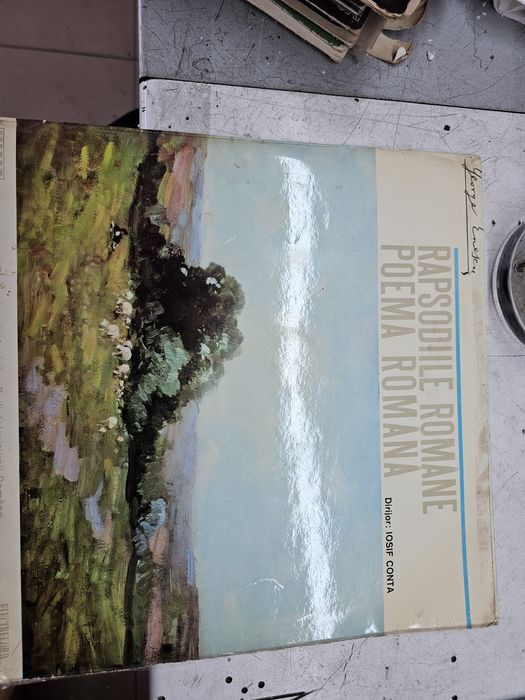 Vind viniluri vechi electrocord