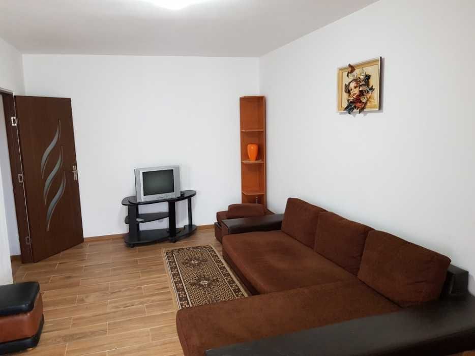 Inchiriez Apartament 2 camere langa Delfinariu in Constanta - An universitar 400 euro cuplu