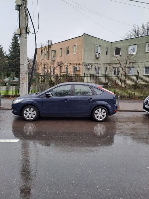Ford Focus 2 2011 Hatchback 1.6 benzina Euro 5